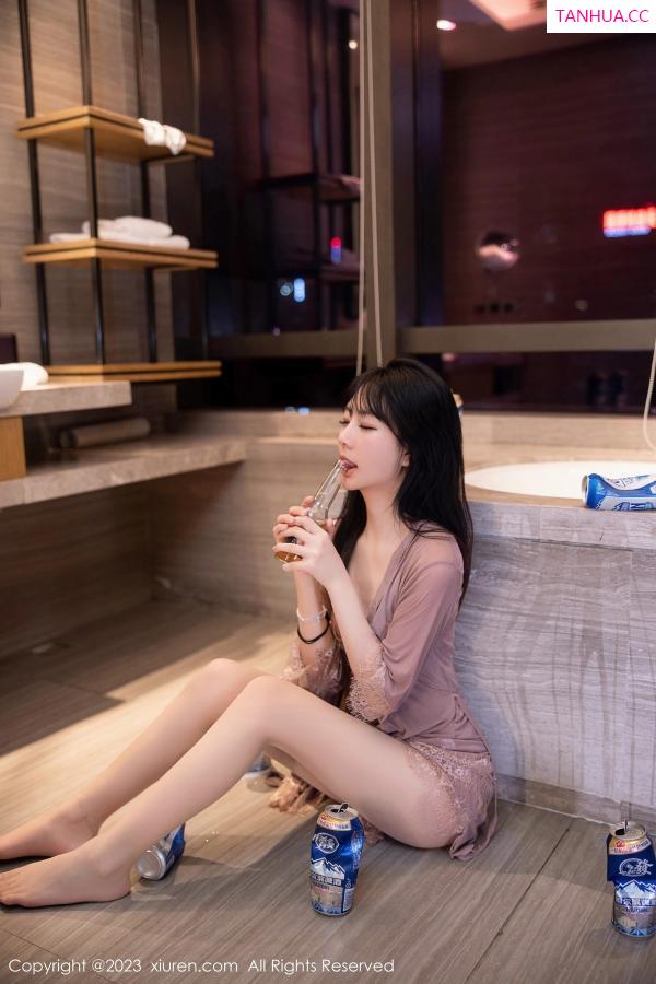   [XiuRen]高清写真图 2023.04.11 No.6558 谢小蒽 丝袜美腿第38张图片